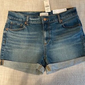 Loft women’s denim shorts size 4
